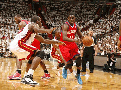 科比和詹姆斯vs姚明谁厉害